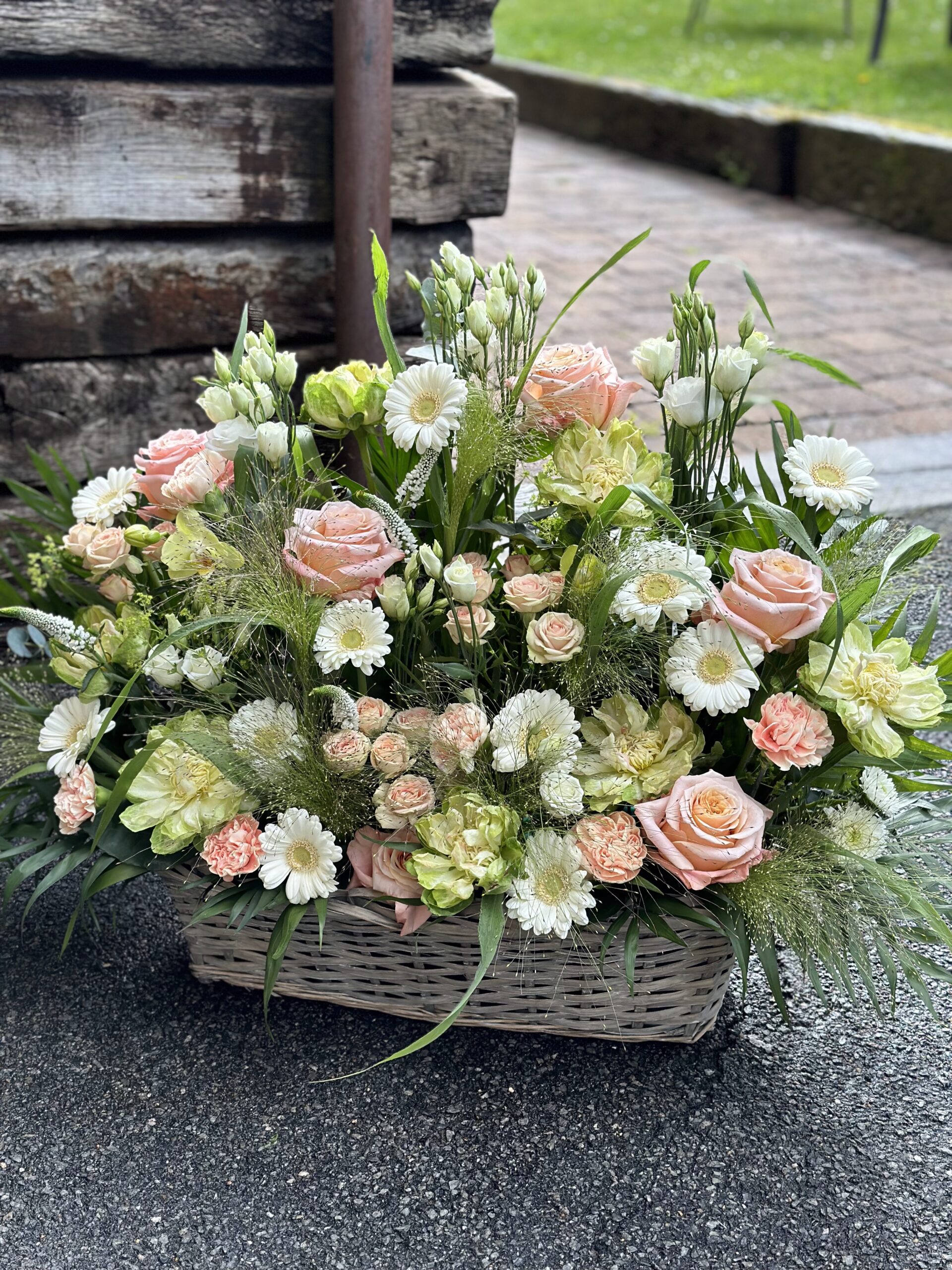 Deuil Fleur Bouguenais Fleuriste enterrement